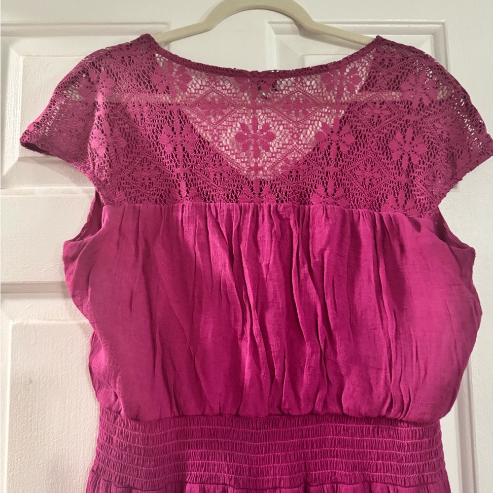 Luxology Fuchsia Lace Dress - Picture 4 of 6